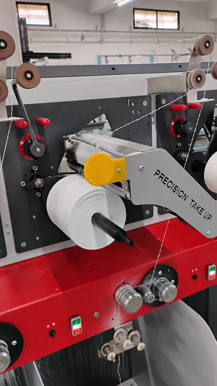 CWXX-250 coreless winder and package 3