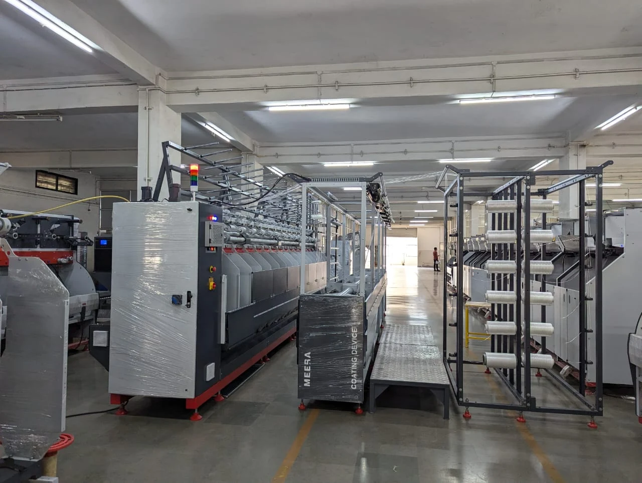 RE-300 · Machine, creel and kiss-roll